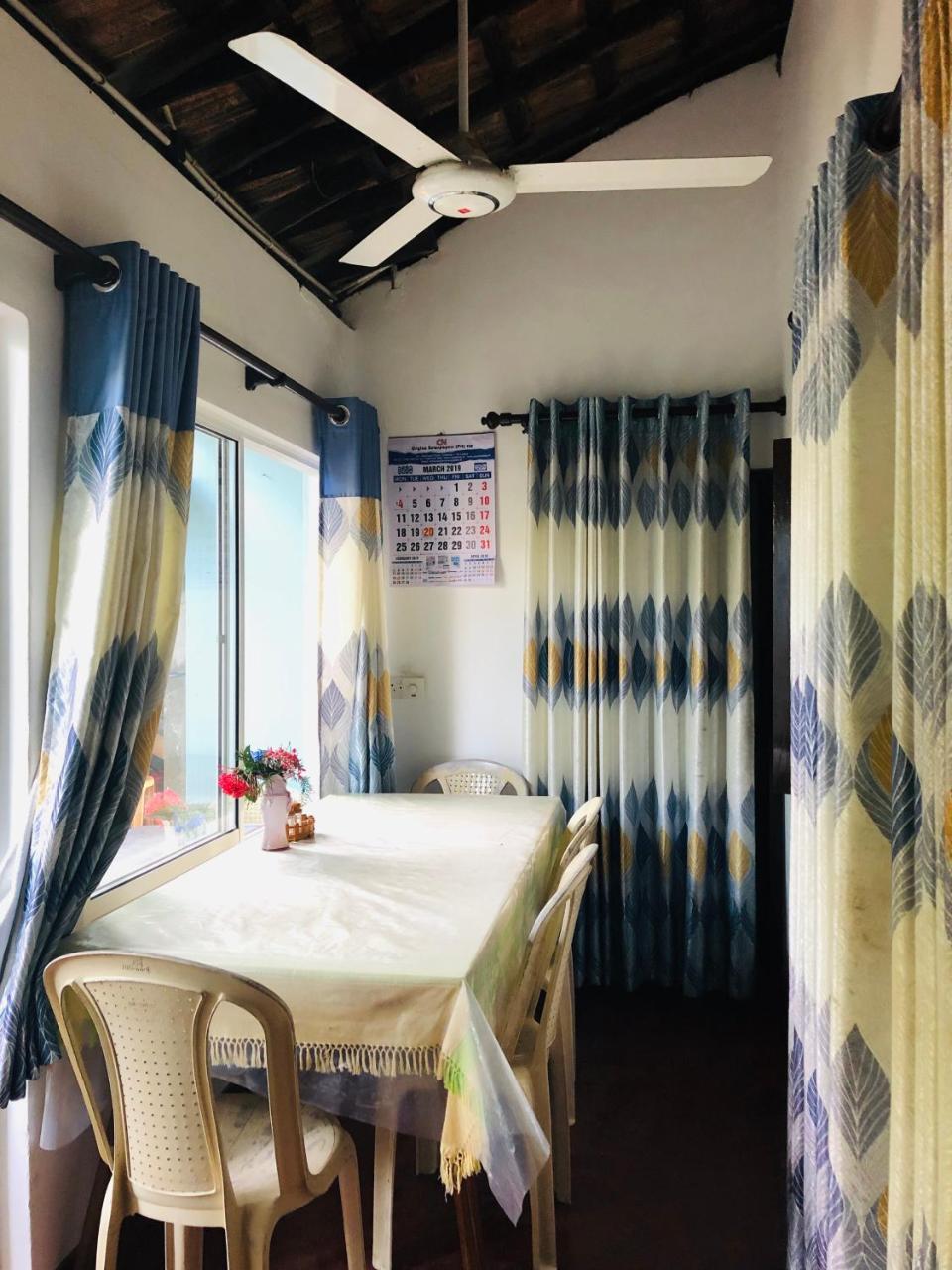 Hikkaduwa Backyard Beach Homestay Гале Екстериор снимка